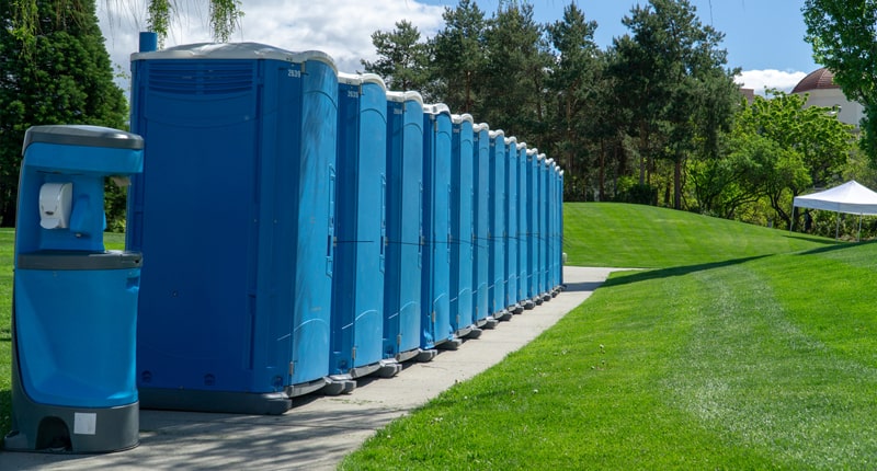 there are environmentally friendly porta potty rental options available, such as units with recycled materials and low-flush technology